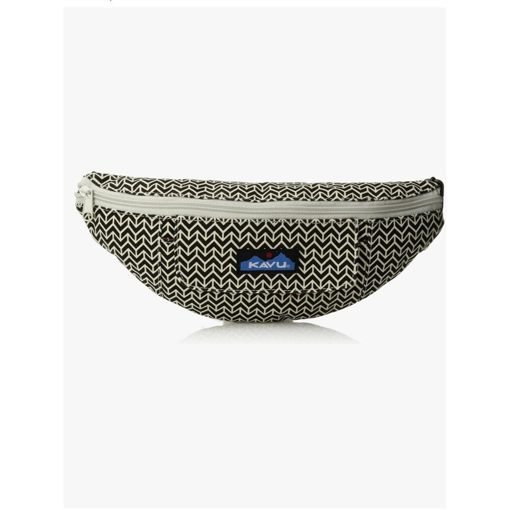 KAVU Stroll Around Canvas Belt Bag Fanny Pack Adjustable Black Chevron Print
